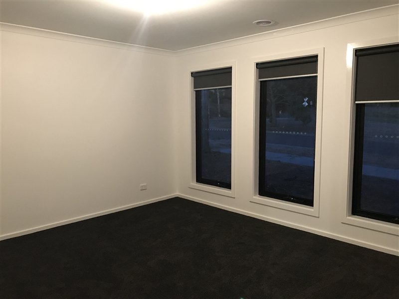 4 Stoneham Street GOLDEN SQUARE 3