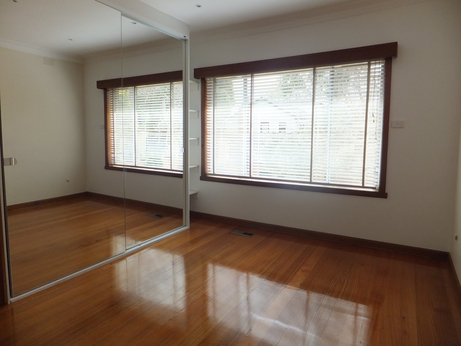 Gallery: 4 Strelden Avenue