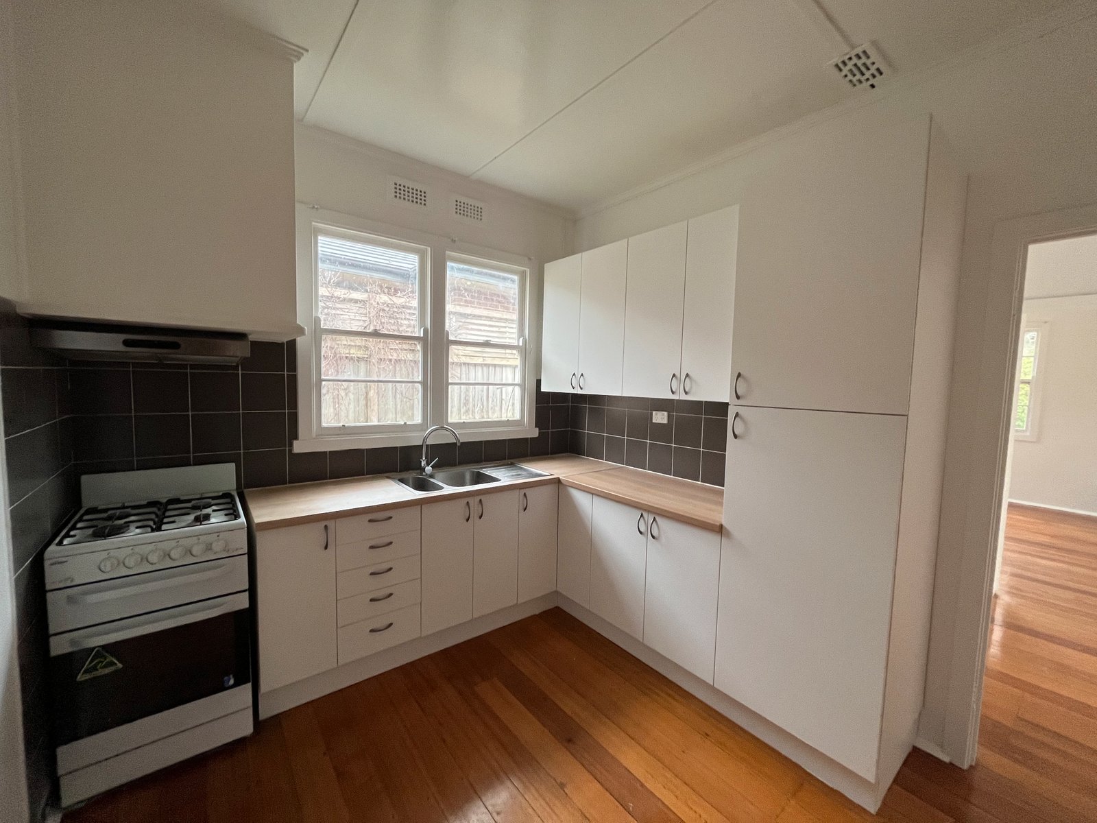 Gallery: 4 Sunderland Avenue