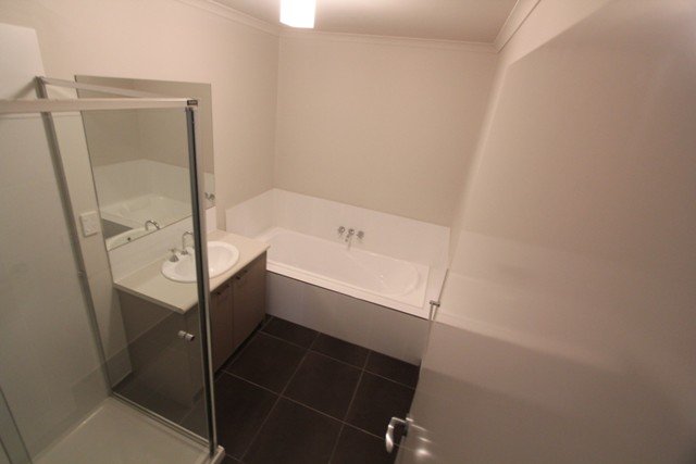 4 Swamp Gum Place ALFREDTON 5