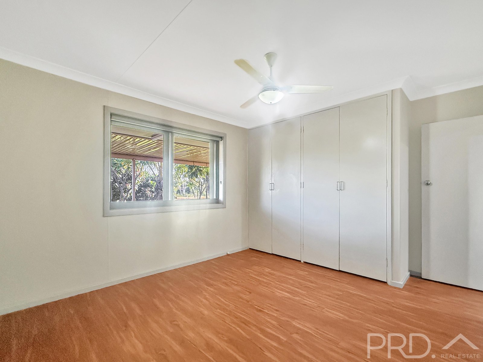 4 Tachikawa Court DAMPIER 11