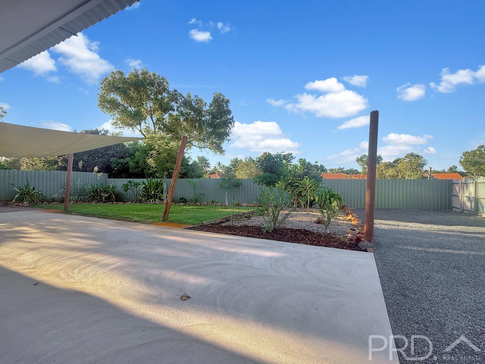 4 Tachikawa Court DAMPIER 15