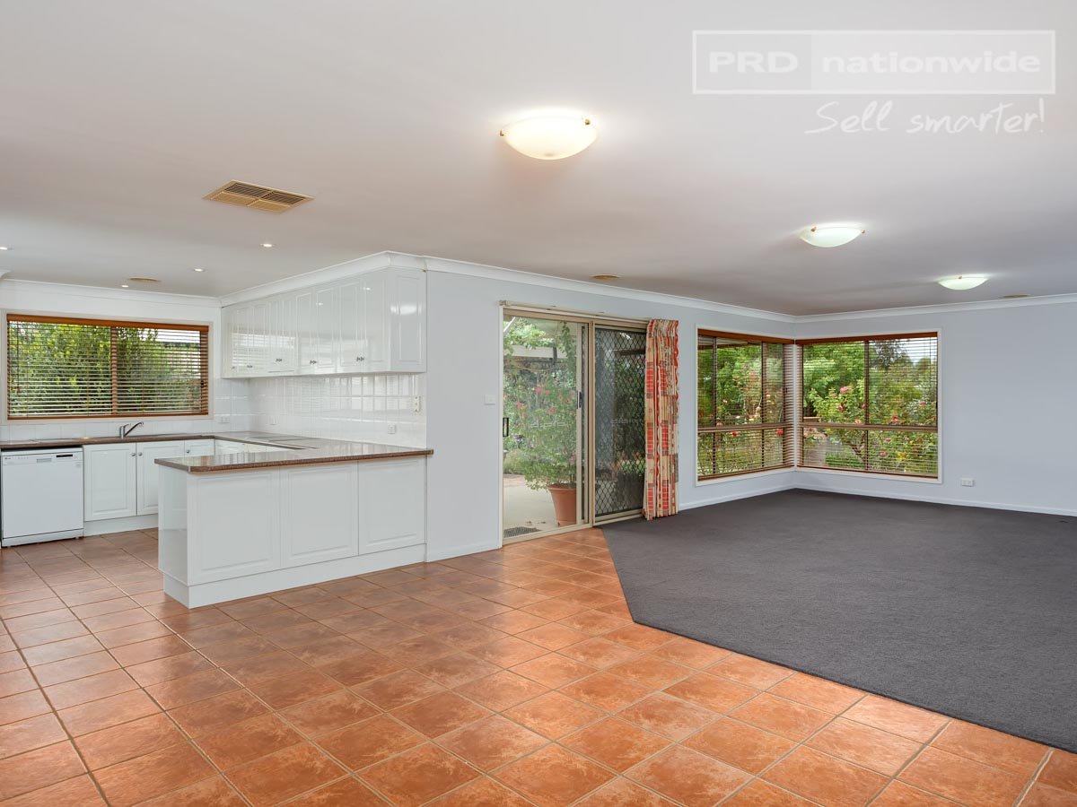 4 Talbot Place TATTON 2