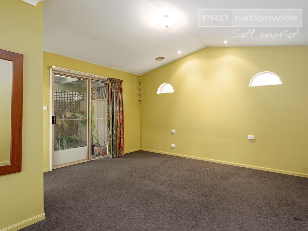 4 Talbot Place TATTON 6