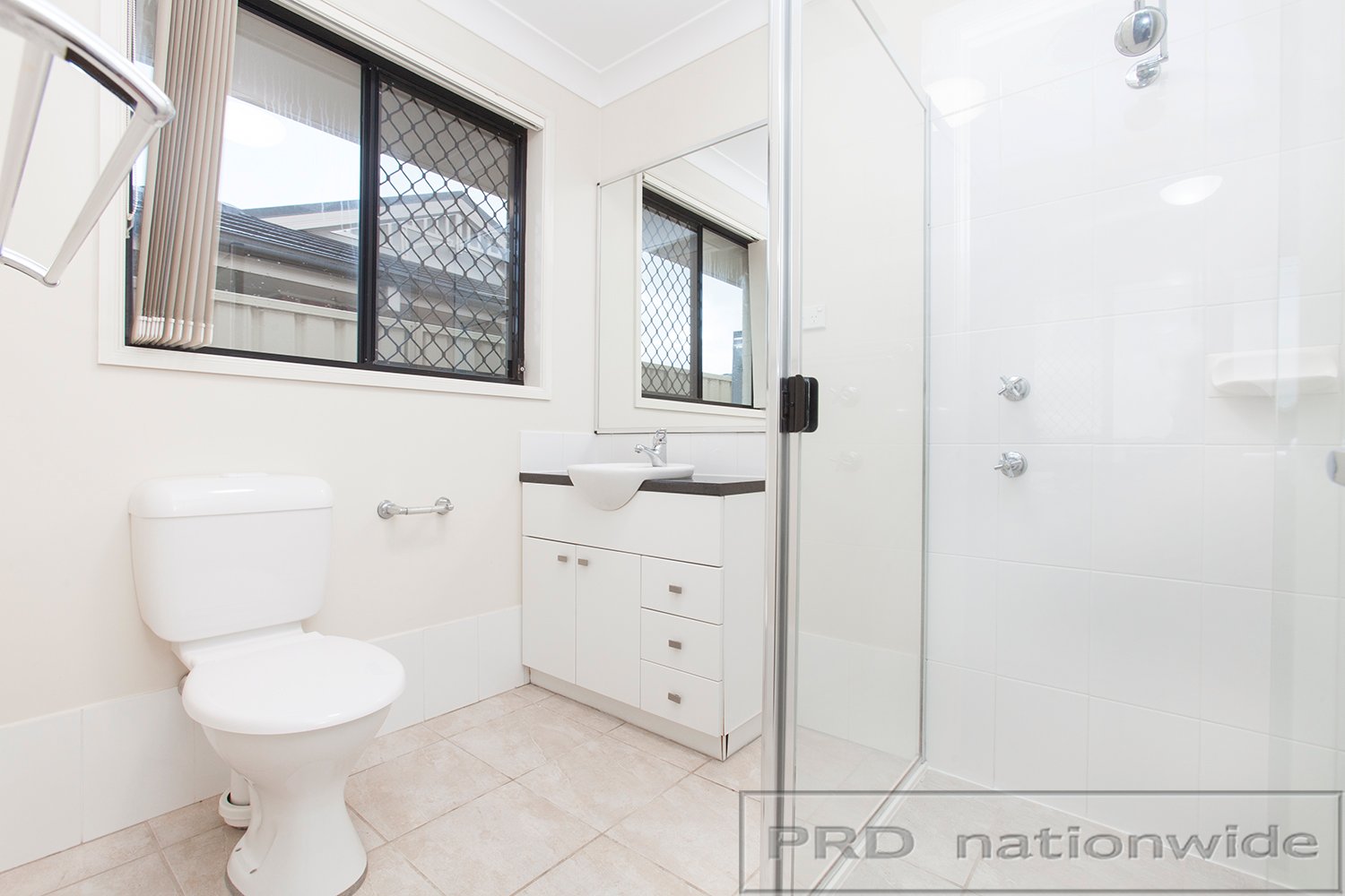 4 Tallowwood Way THORNTON 11