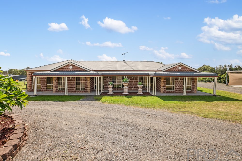 4 Tamburlaine Court BRANXTON 1