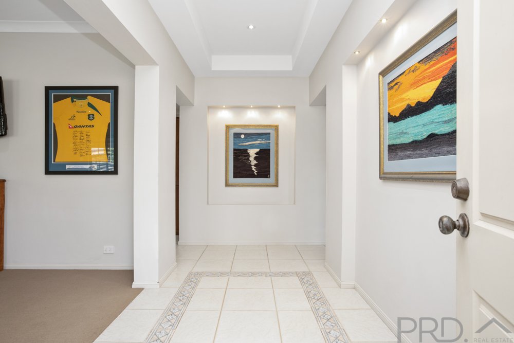 4 Tamburlaine Court BRANXTON 6