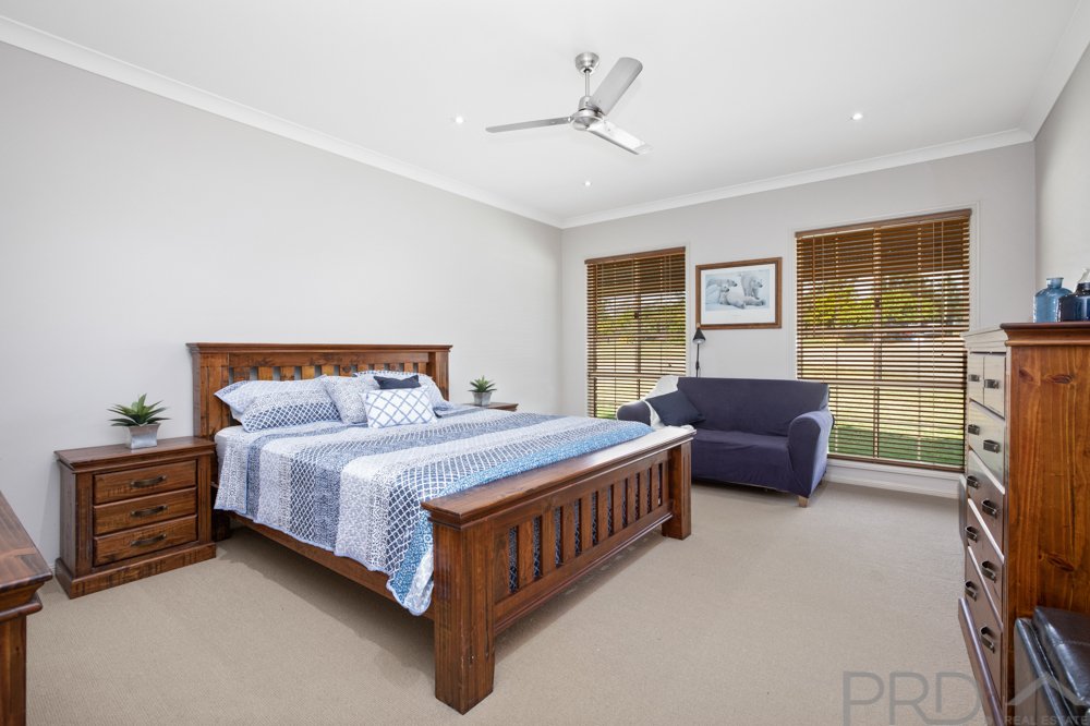 4 Tamburlaine Court BRANXTON 8