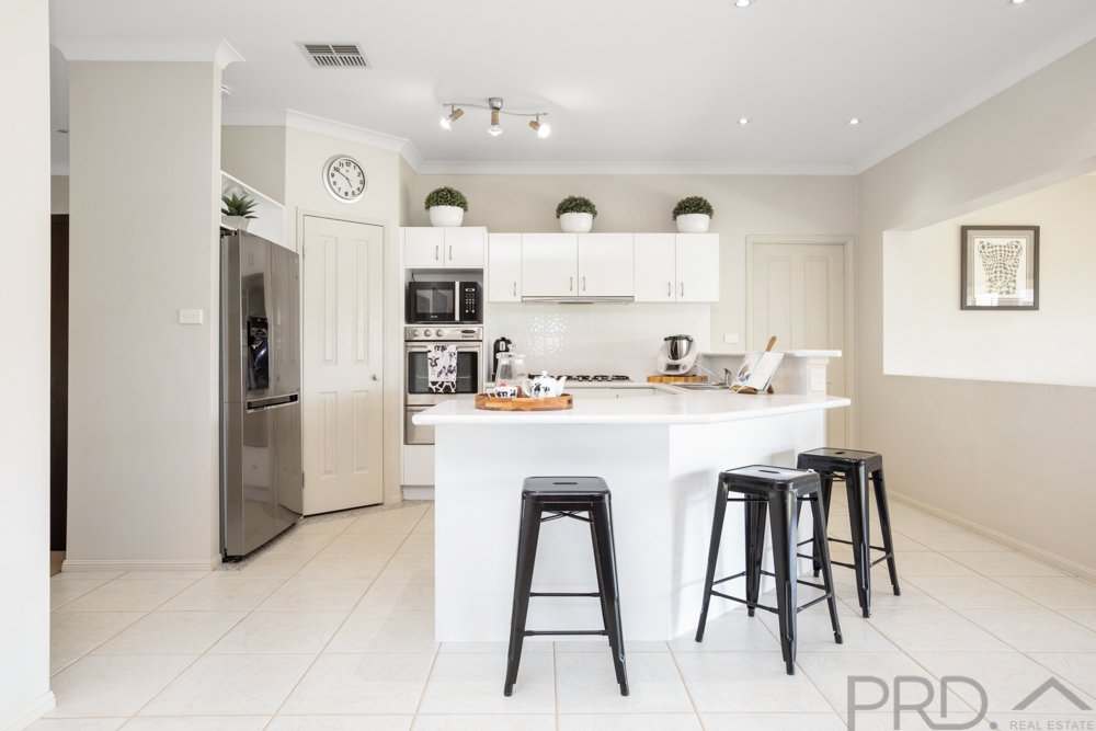 4 Tamburlaine Court BRANXTON 10