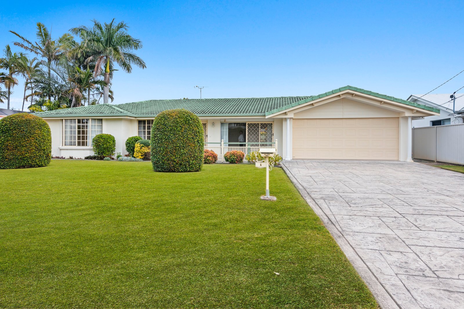 4 Tatha Avenue PALM BEACH 1