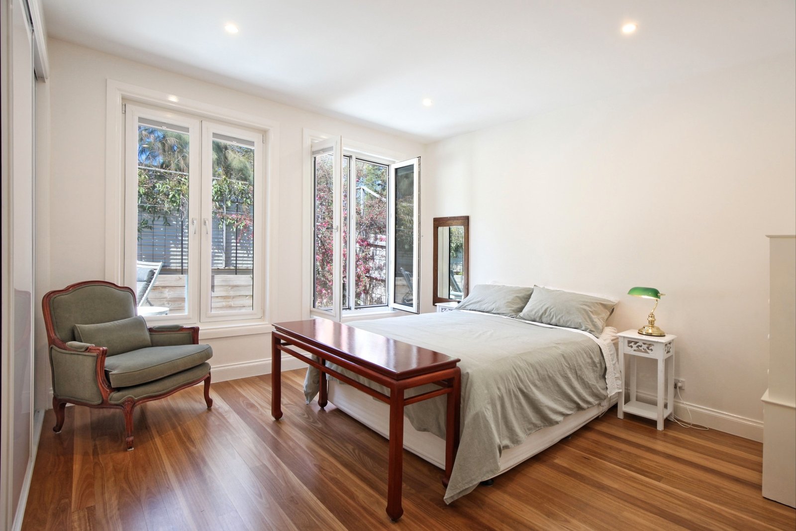 Real Estate and Property in 4 Templeton Street, Woodend, VIC