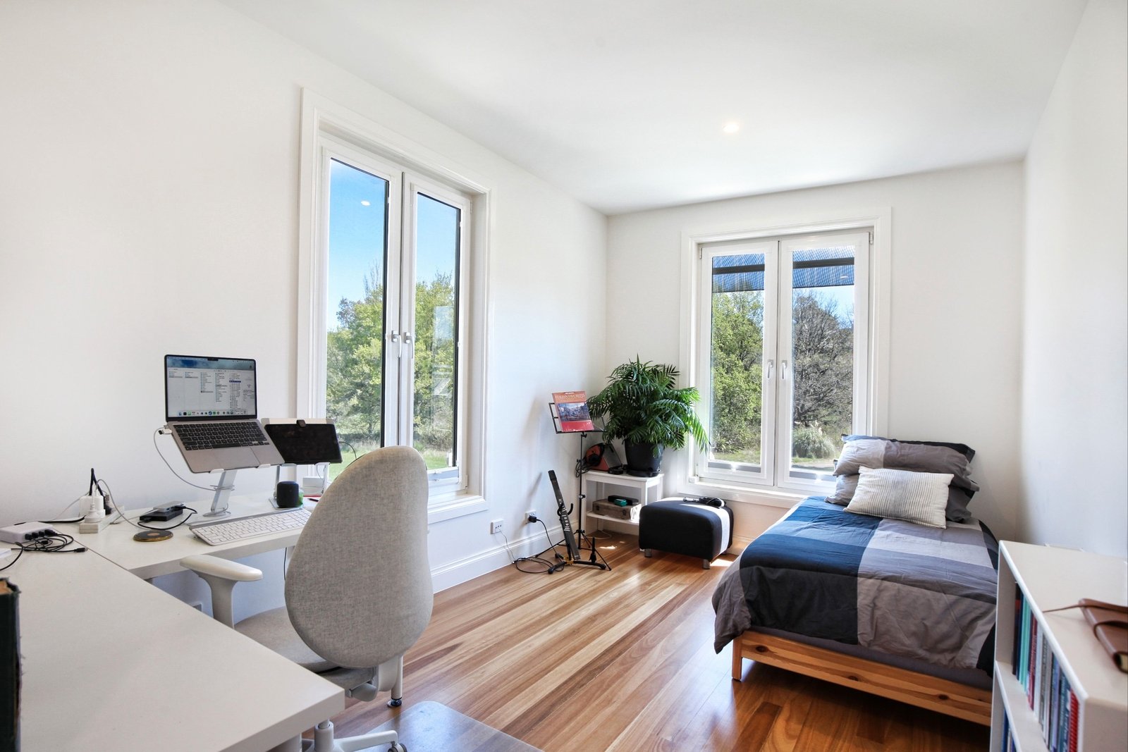 Real Estate and Property in 4 Templeton Street, Woodend, VIC