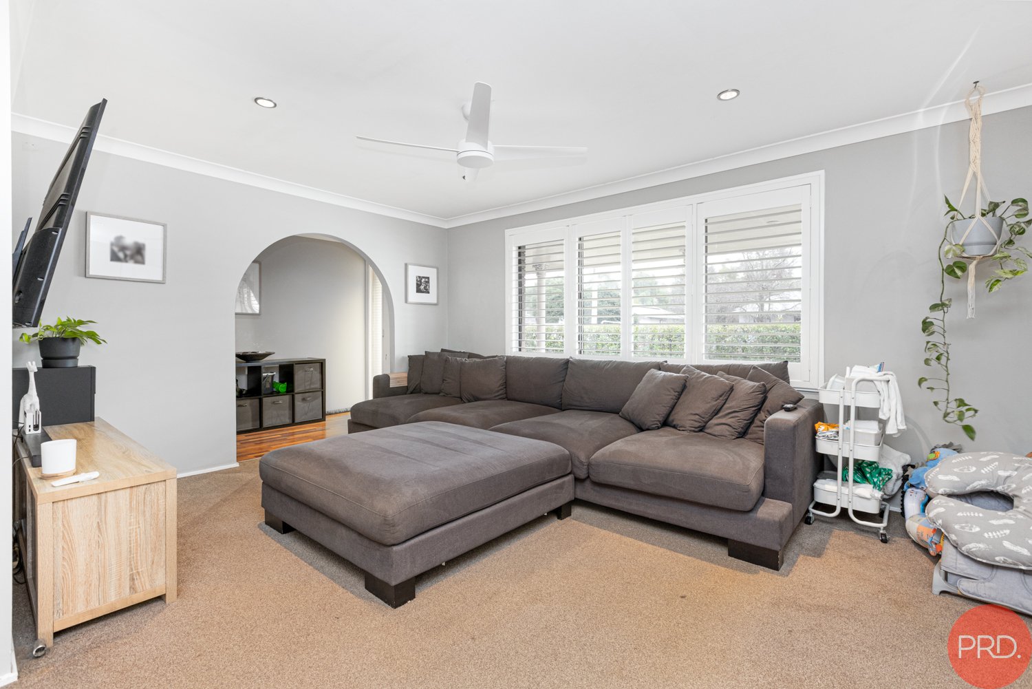 4 Tenth Street WESTON 9