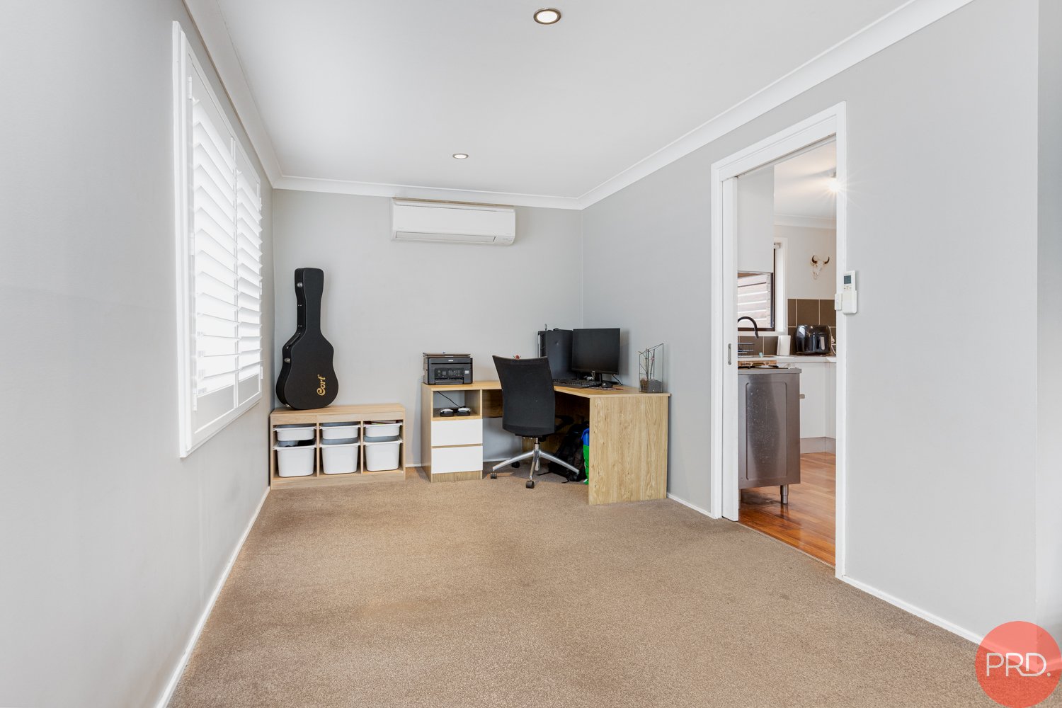 4 Tenth Street WESTON 10