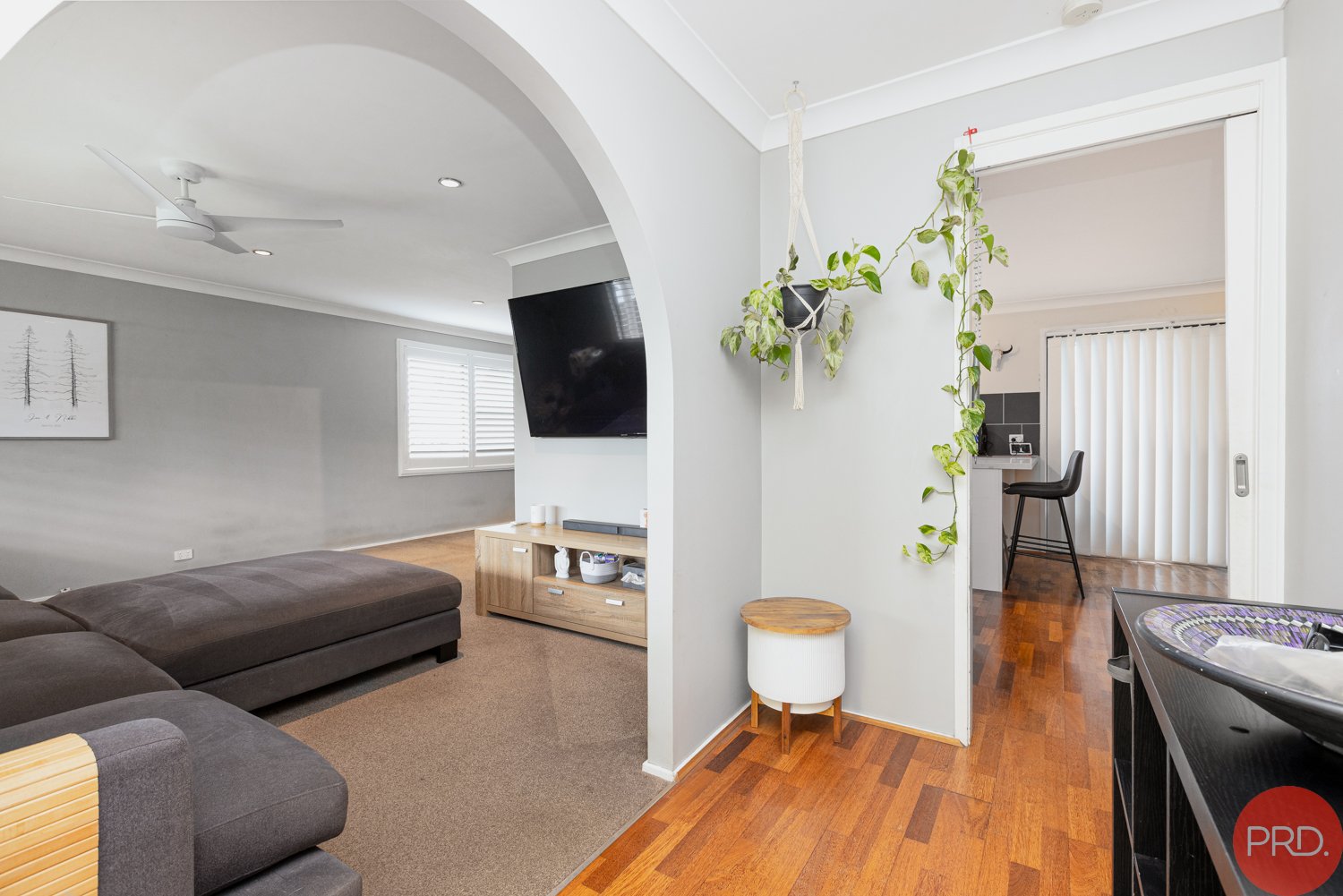 4 Tenth Street WESTON 11