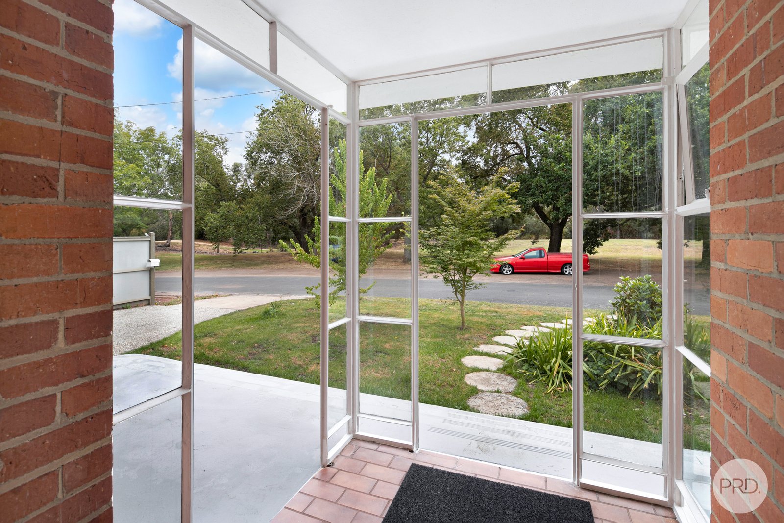 4 The Boulevarde  LAKE WENDOUREE 7