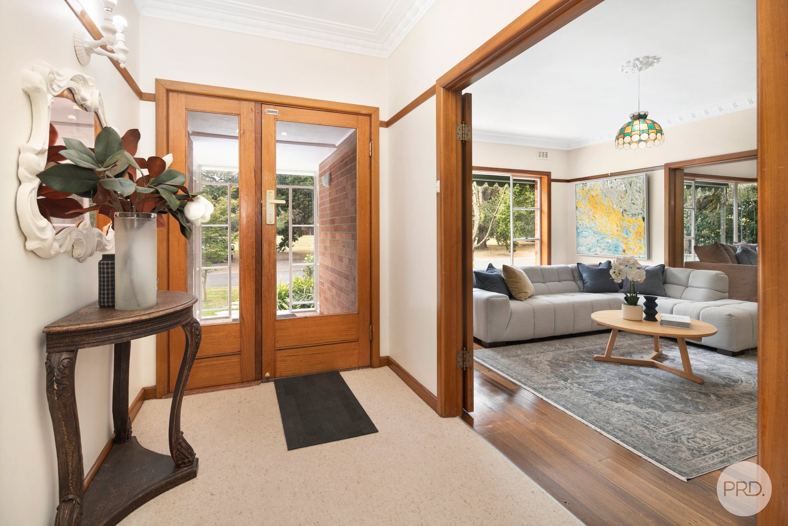 4 The Boulevarde  LAKE WENDOUREE 8