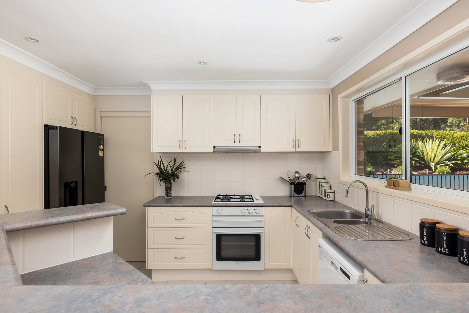 4 The Halyard  CORLETTE 7