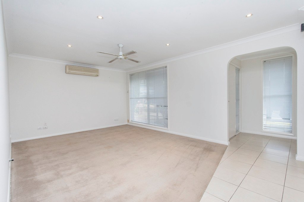 4 Thoar Place CLAREMONT MEADOWS 3