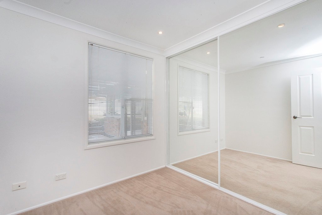 4 Thoar Place CLAREMONT MEADOWS 11