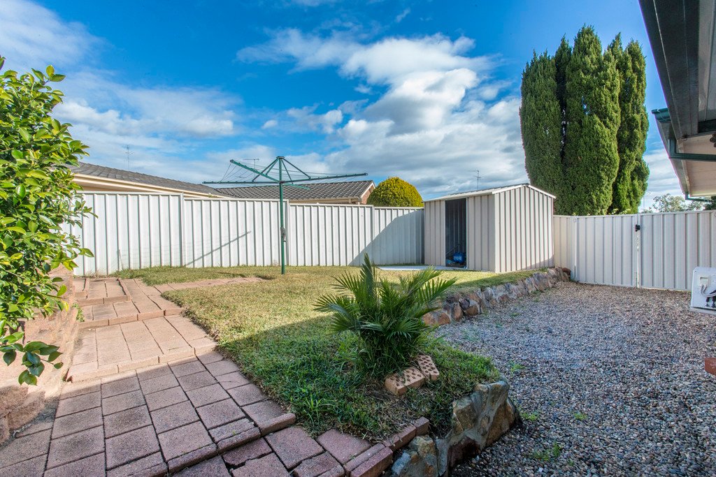 4 Thoar Place CLAREMONT MEADOWS 20