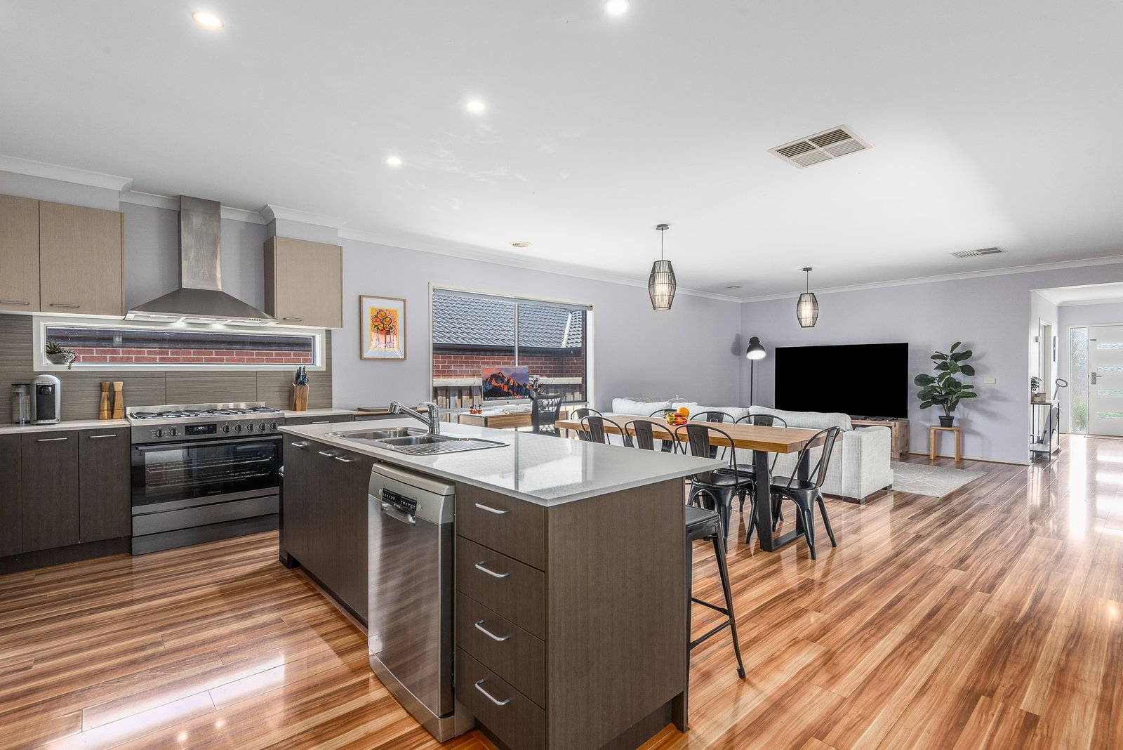 Gallery: 4 Tidal Street