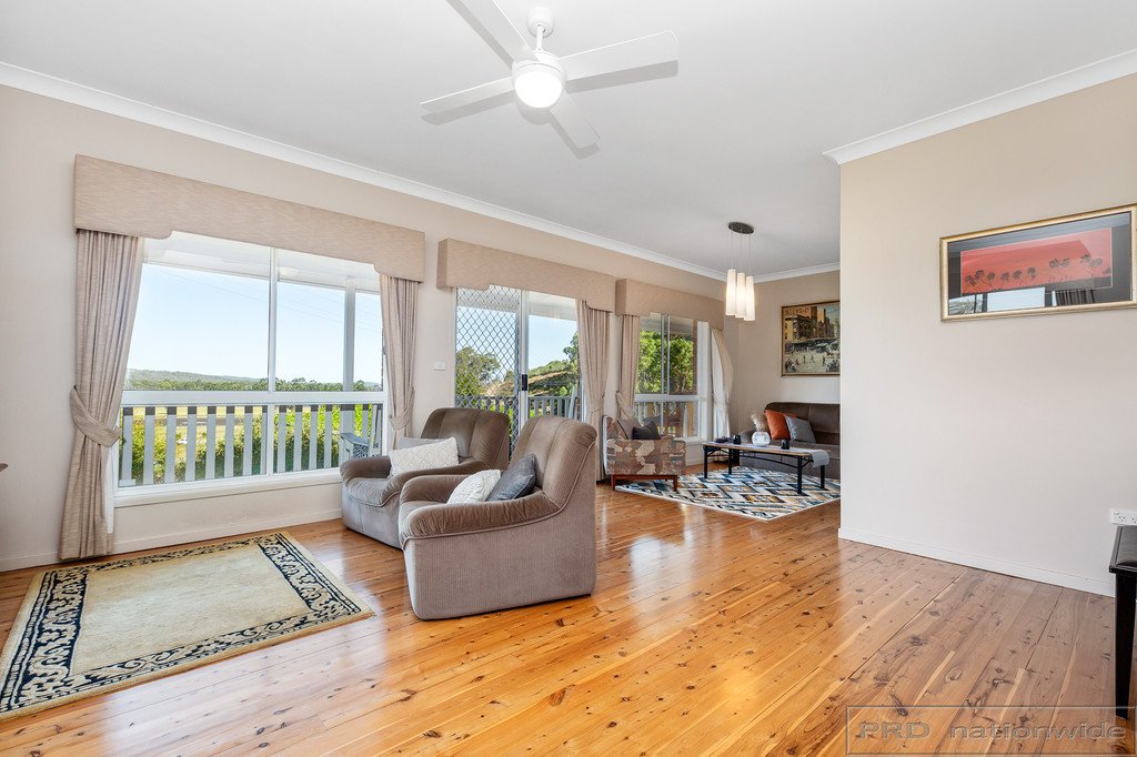 4 Timbertop Road GLEN OAK 6