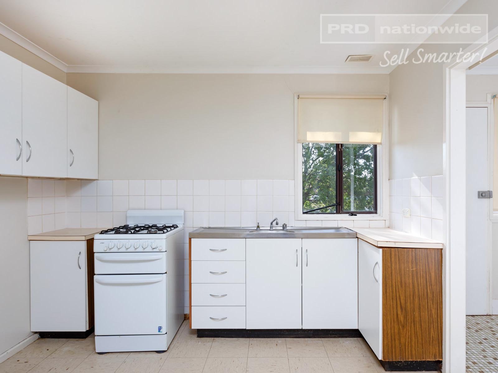 4 Toy Place TOLLAND 4