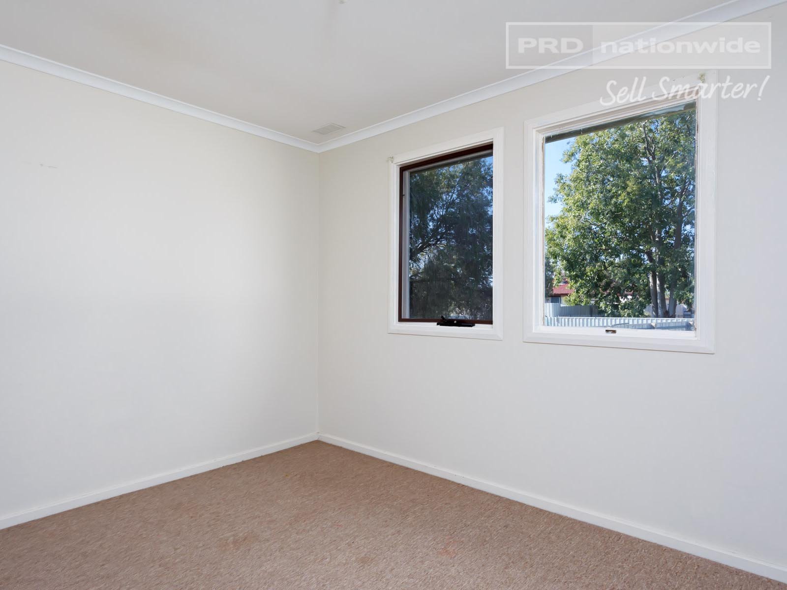 4 Toy Place TOLLAND 7