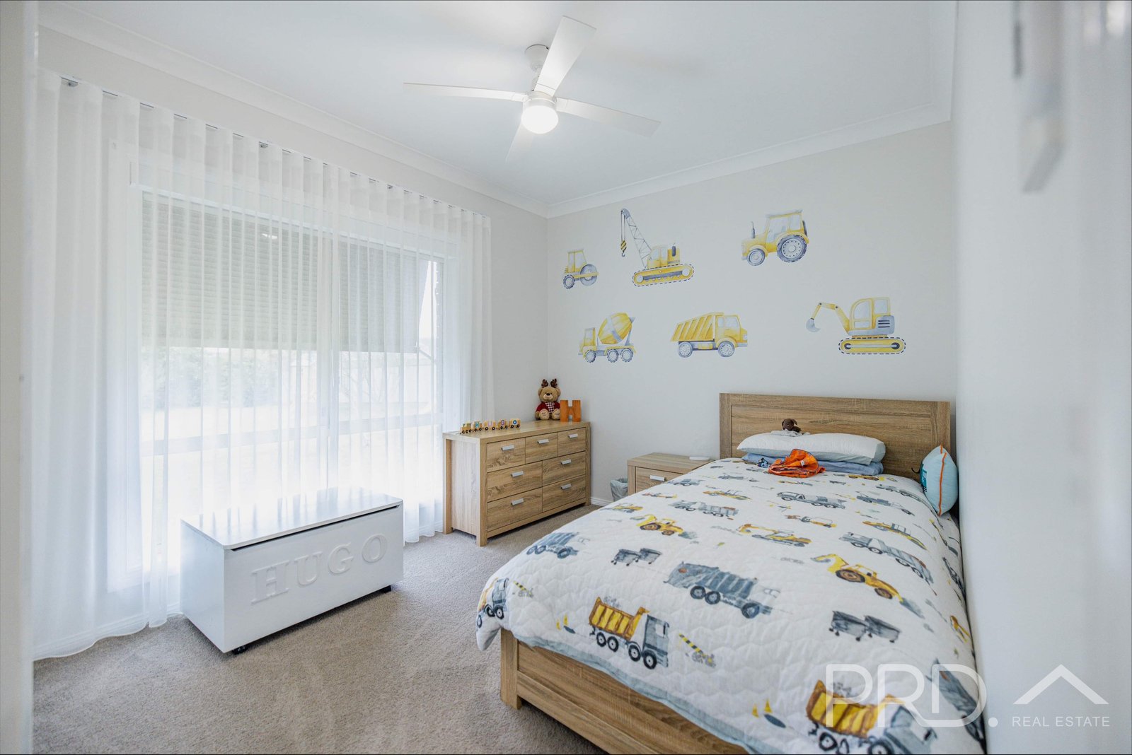 4 Travers Street ADELONG 12