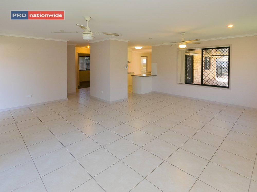 4 Trill Court URANGAN 12