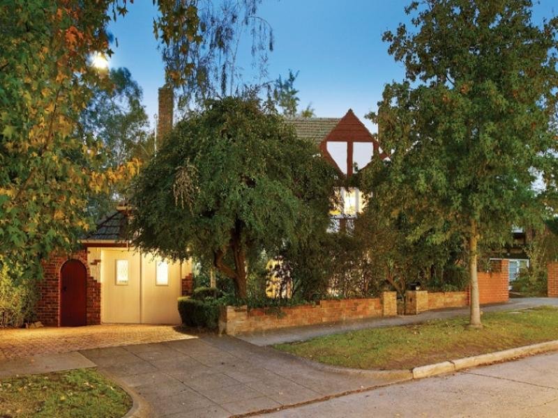  4 Turnbull Avenue