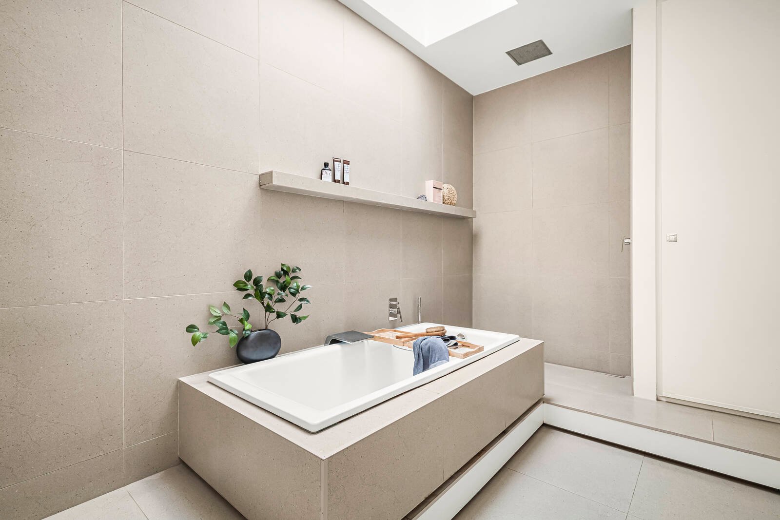 Real Estate and Property in 4 Turnbull Avenue, Toorak, VIC