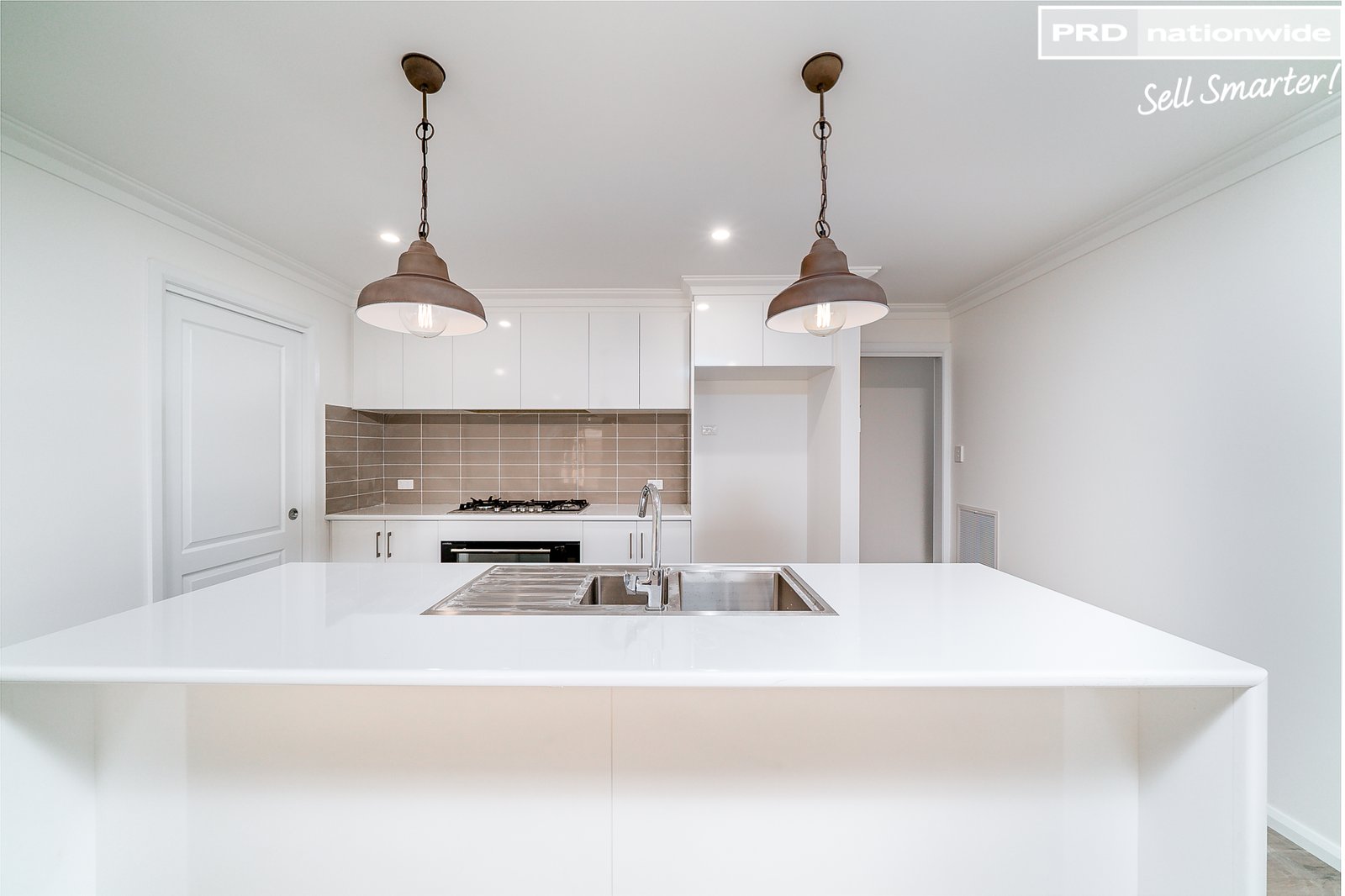 4 Tycho Place LLOYD 2