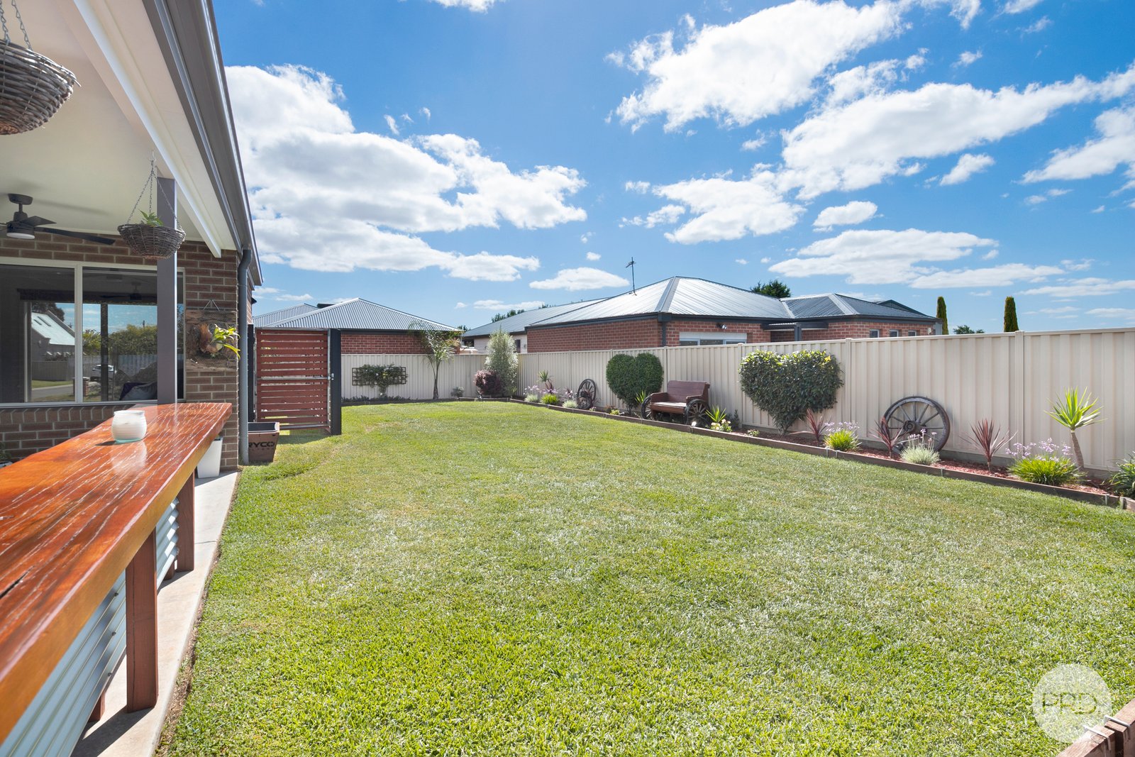 4 United Court MINERS REST 15