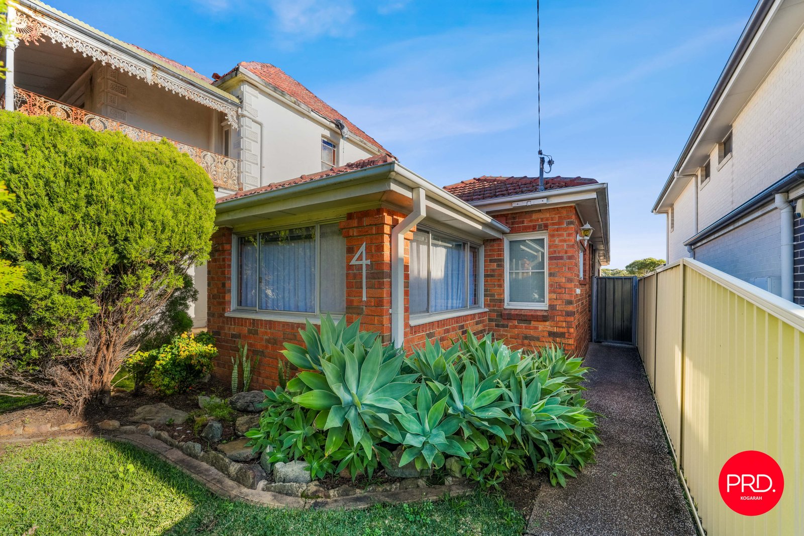4 Victor Street KOGARAH 1