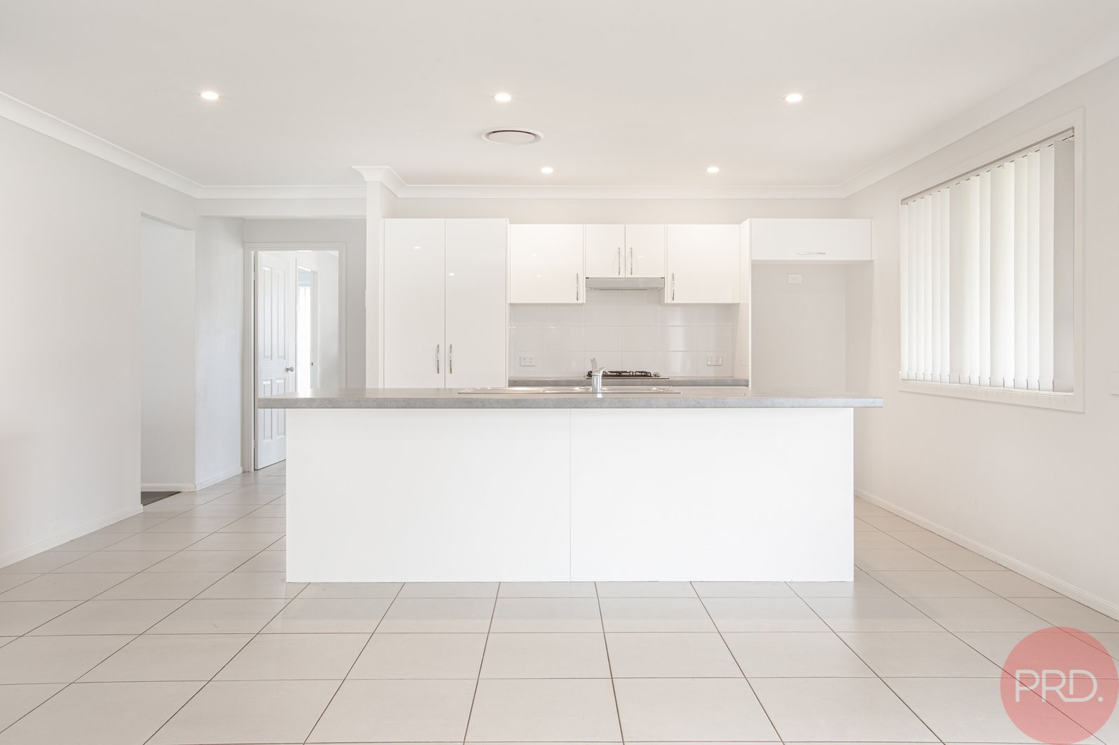 4 Vikki Avenue RUTHERFORD 9