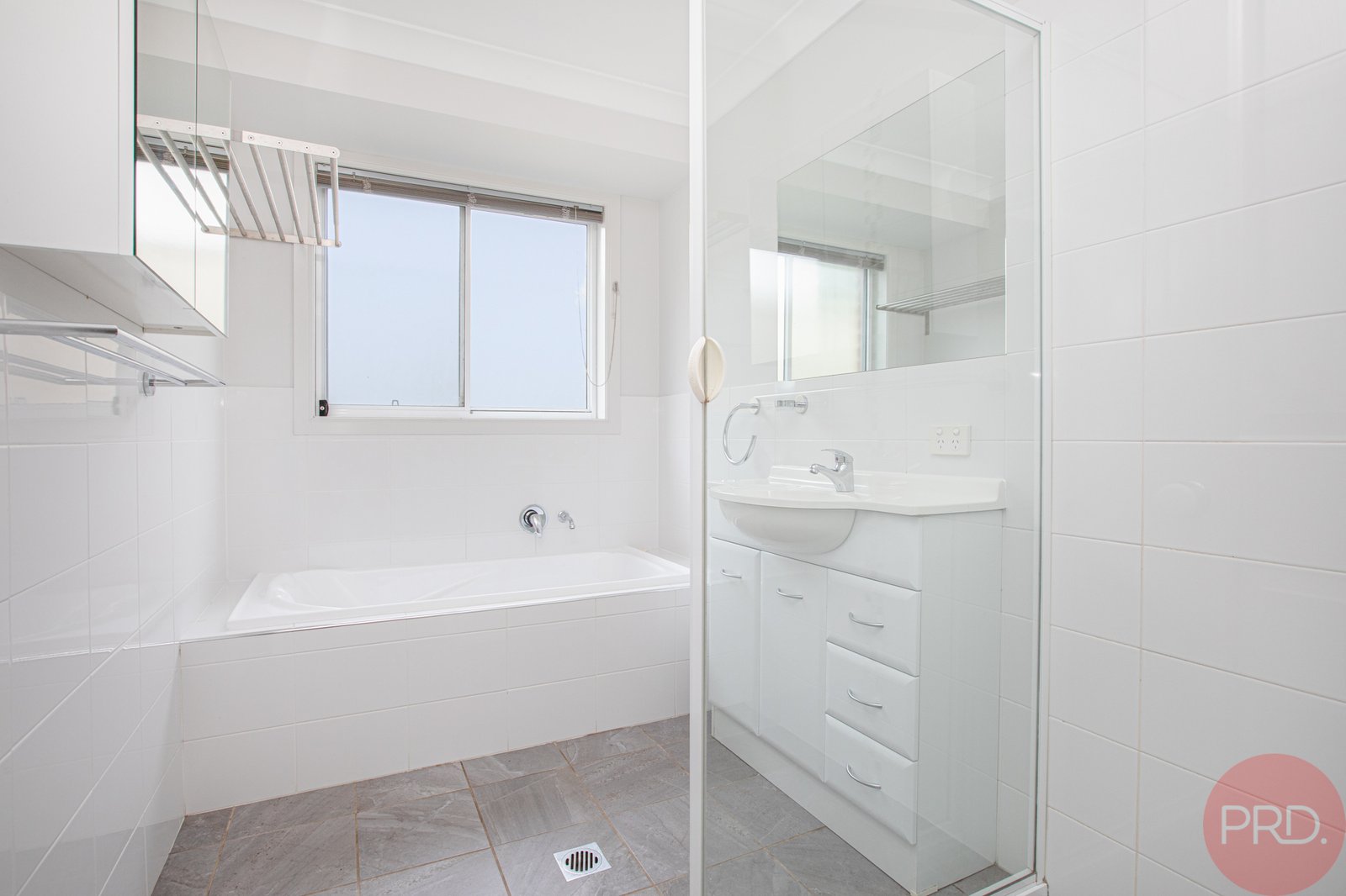 4 Vikki Avenue RUTHERFORD 17