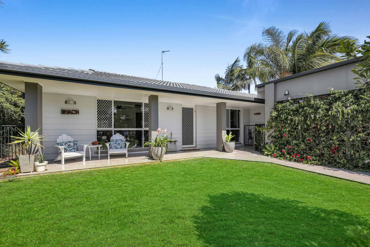 4 Violet Court Miami 3