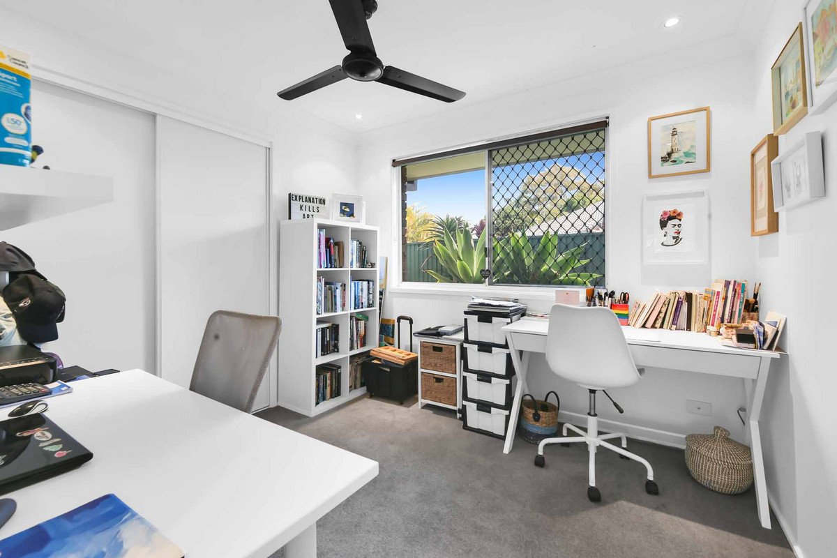 4 Violet Court Miami 13