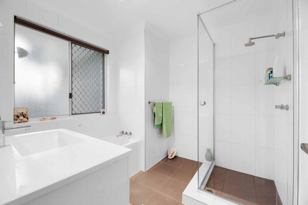 4 Violet Court Miami 14