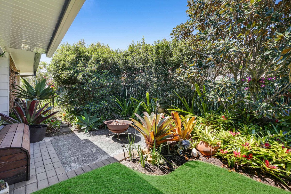 4 Violet Court Miami 18