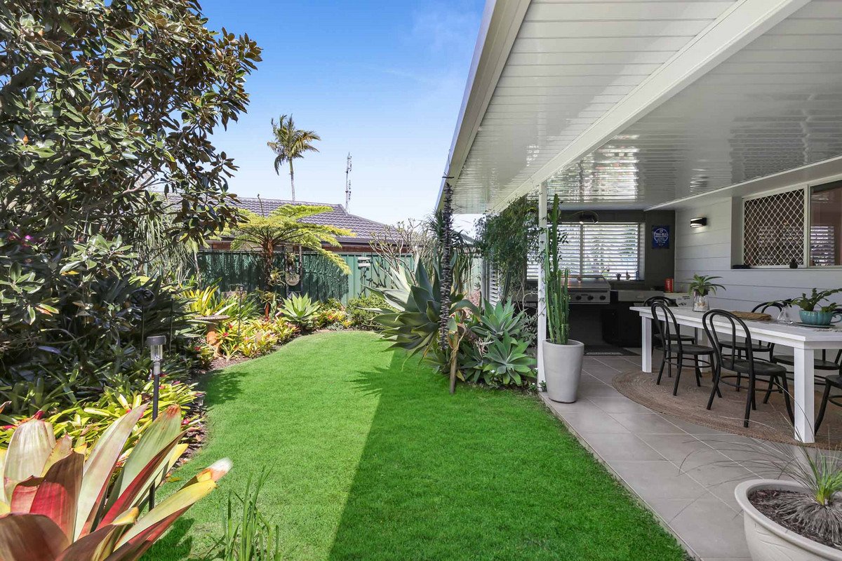 4 Violet Court Miami 20