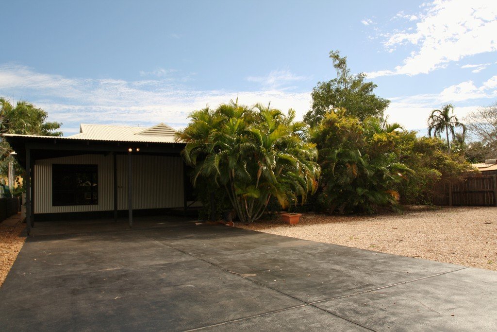 4 Wakayama Crescent CABLE BEACH 2