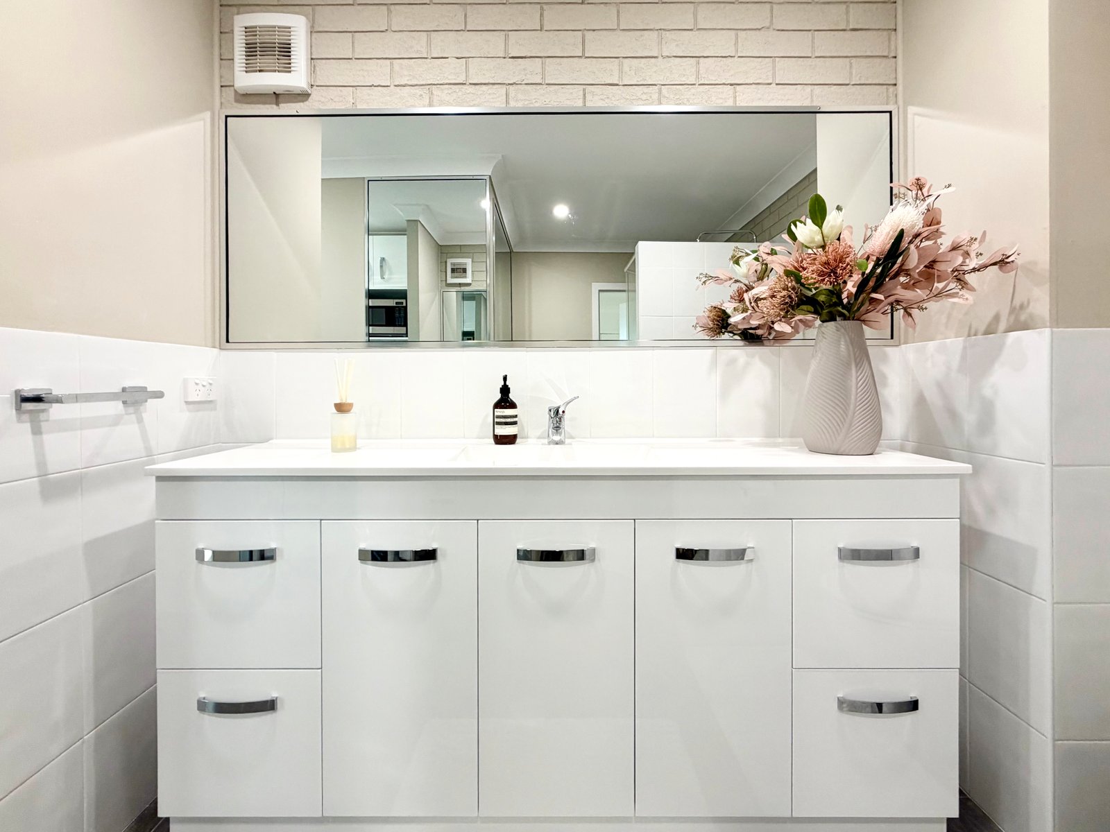 4 Wallawa Road NELSON BAY 8