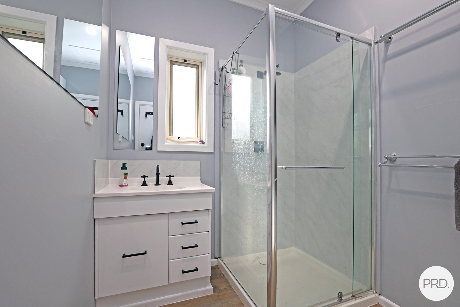 4 Waltham Avenue IRYMPLE 9