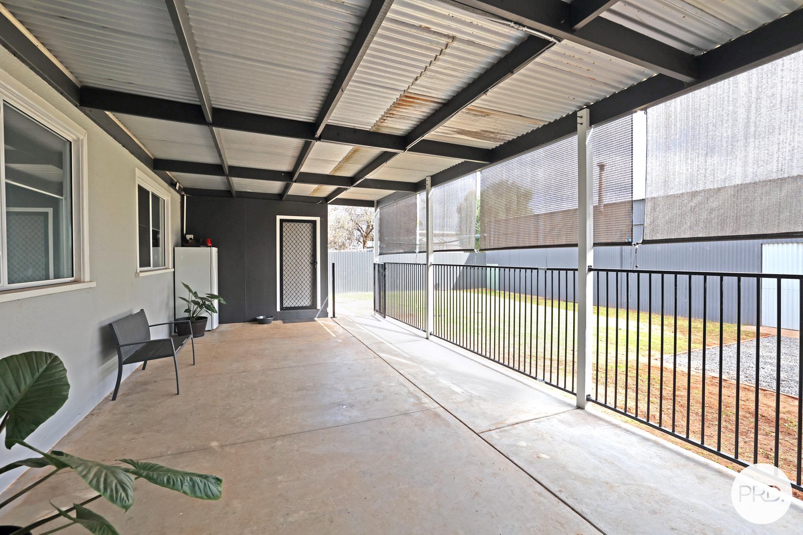 4 Waltham Avenue IRYMPLE 12