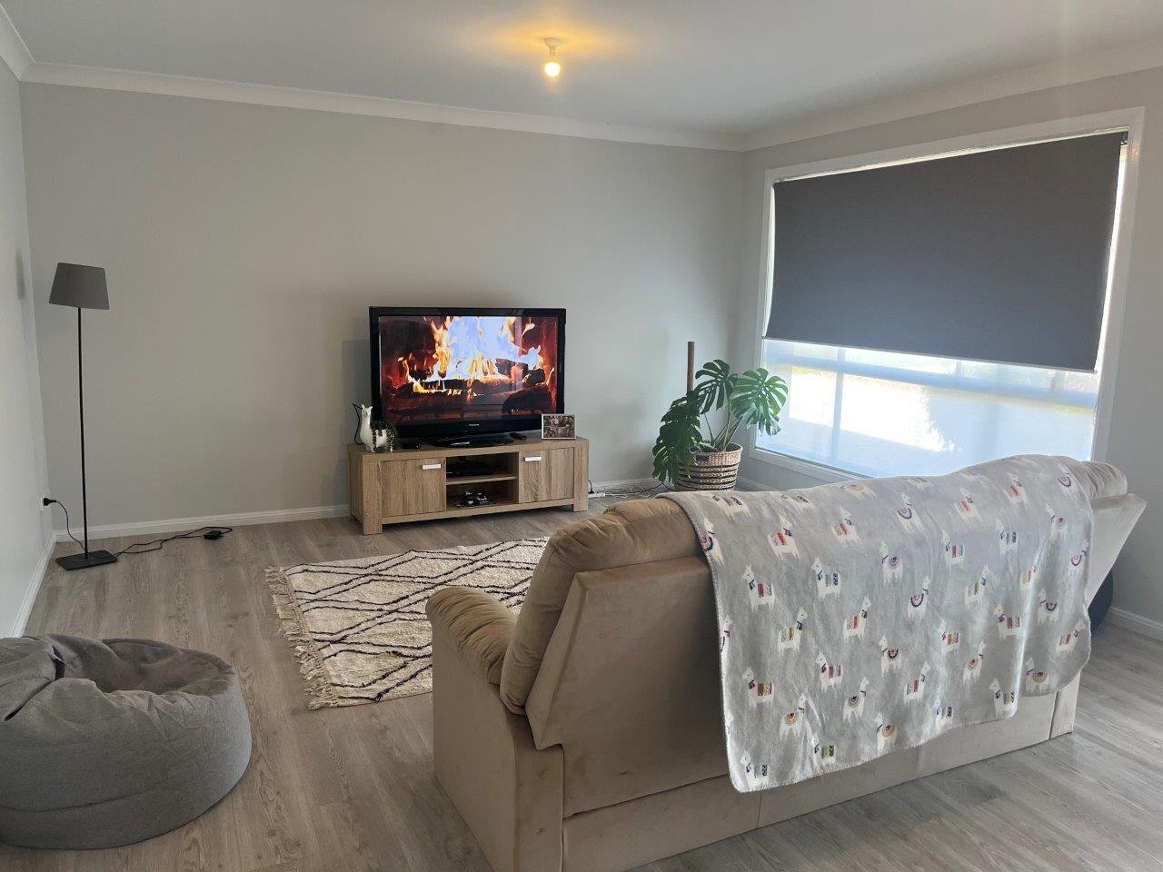 4 Warburton Drive TAMWORTH 5