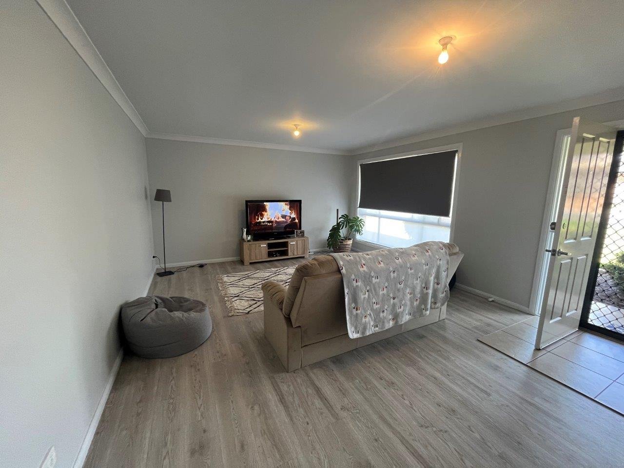4 Warburton Drive TAMWORTH 3
