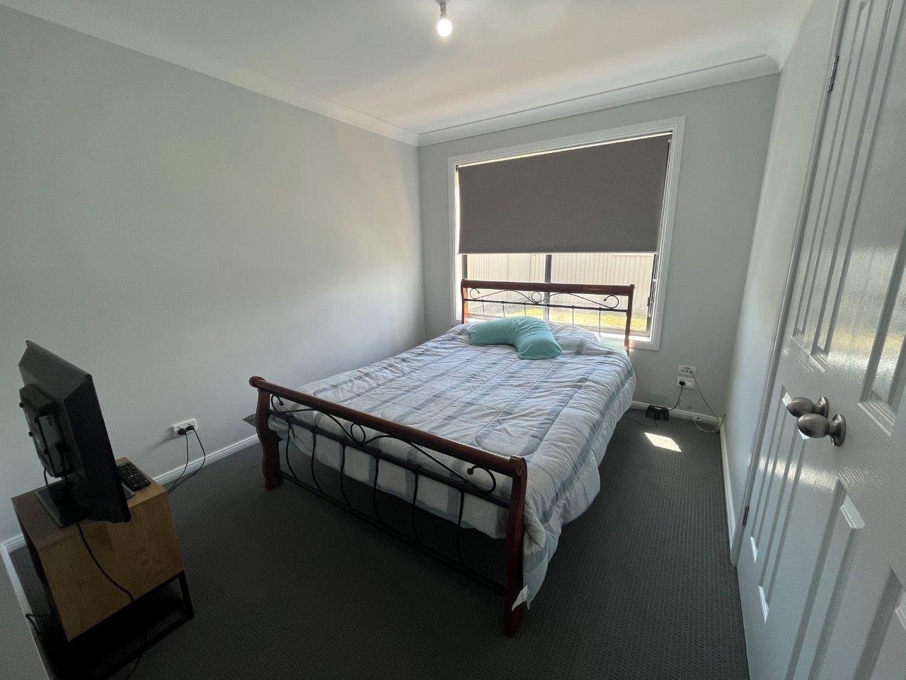 4 Warburton Drive TAMWORTH 10